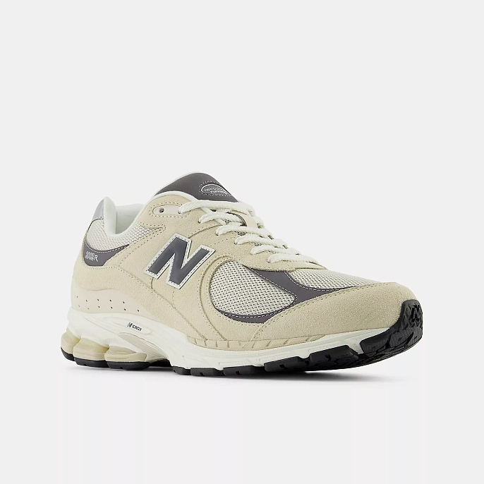 Кроссовки New Balance 2002R M2002RFA